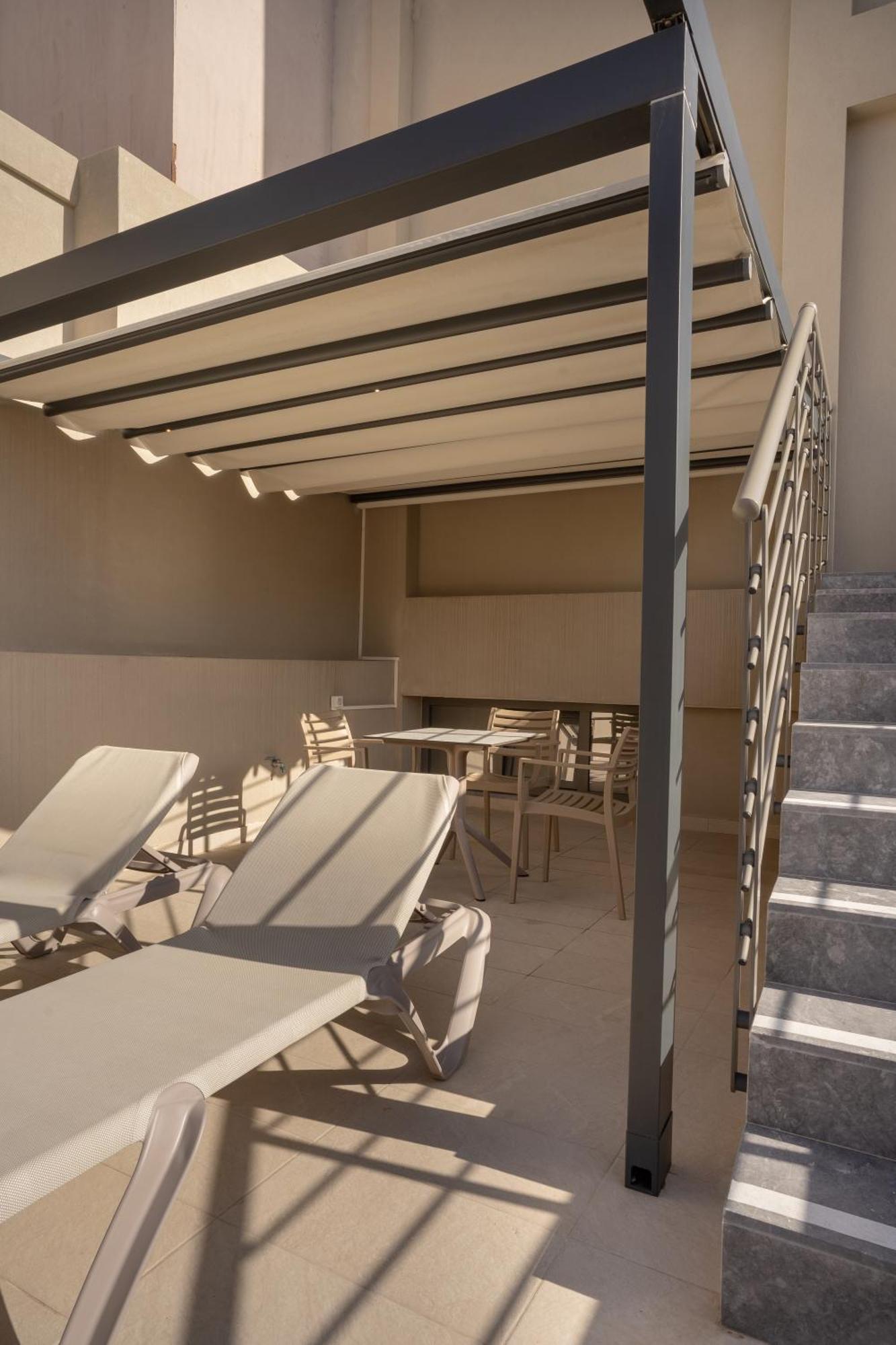 Centro Apartments Heraklion Exteriör bild